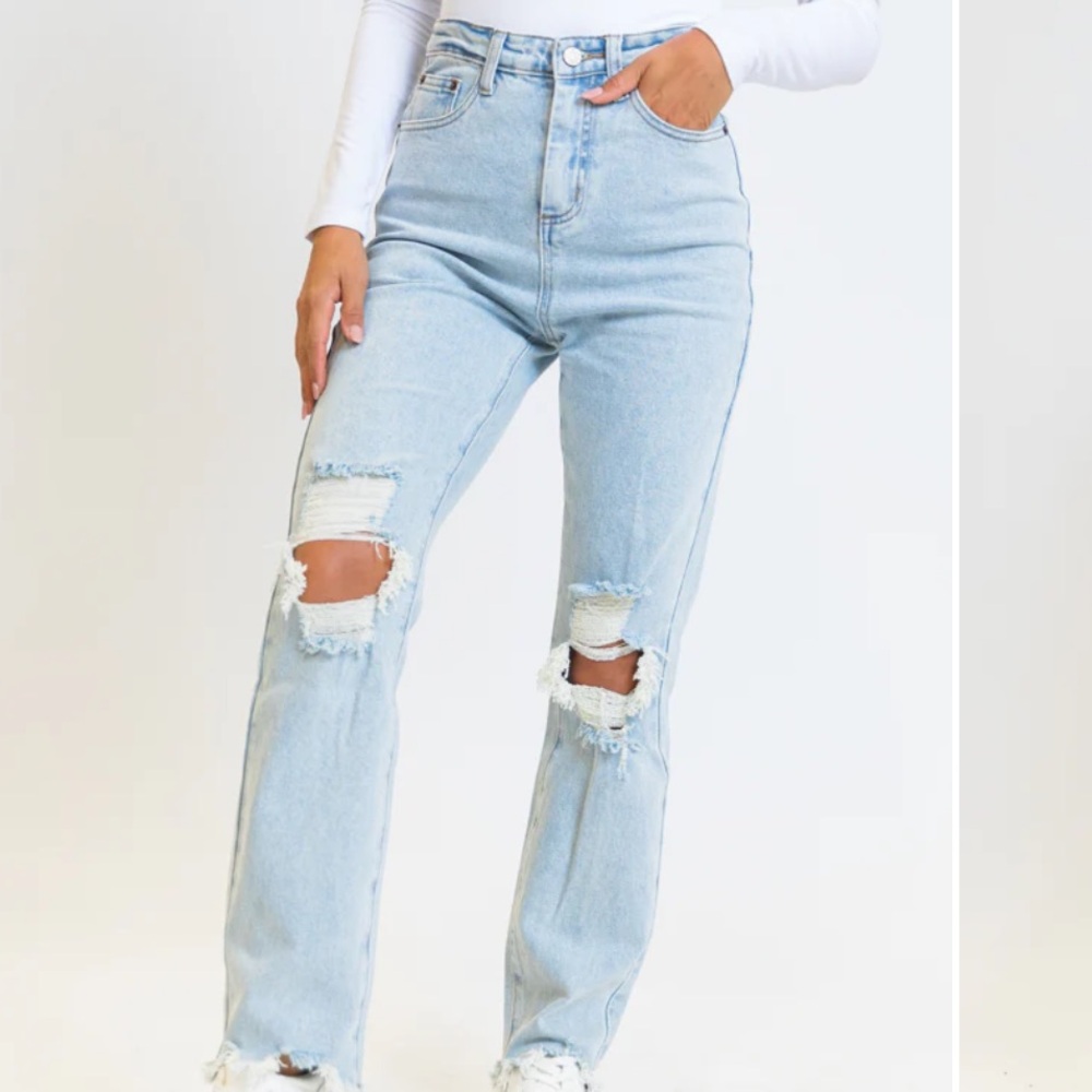 DANAE DISTRESSED JEANS